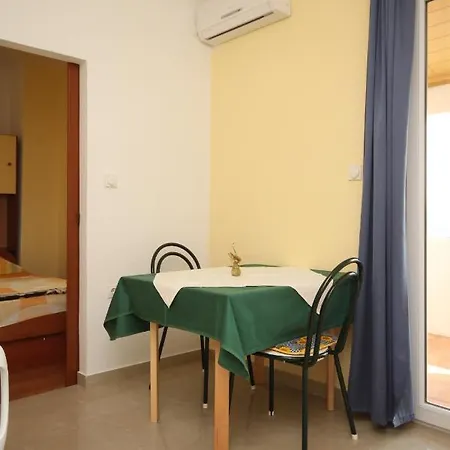 6587b Apartamento Starigrad Paklenica